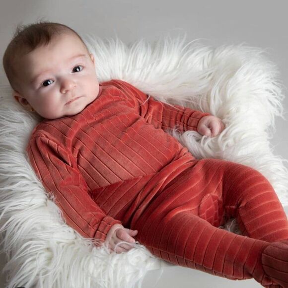 NEW Menthe Collection Cozy Simple Ribbed Velour Footie Coral - Picture 1 of 6